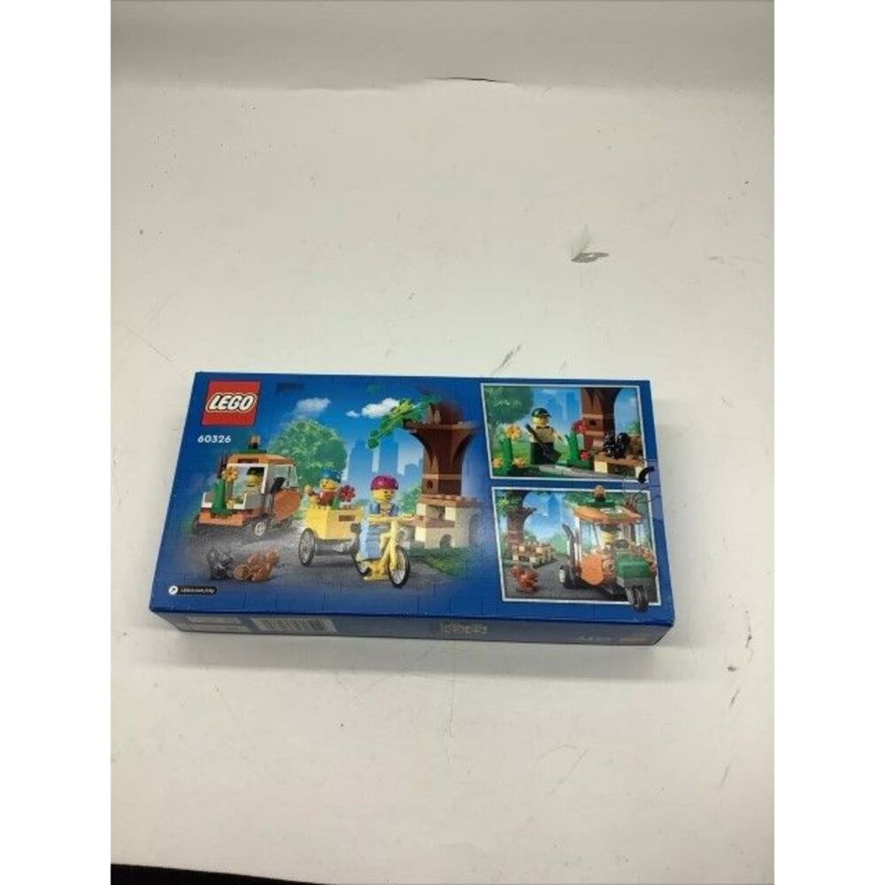 LEGO City Picnic In The Park Building Set Model 60326 Toy